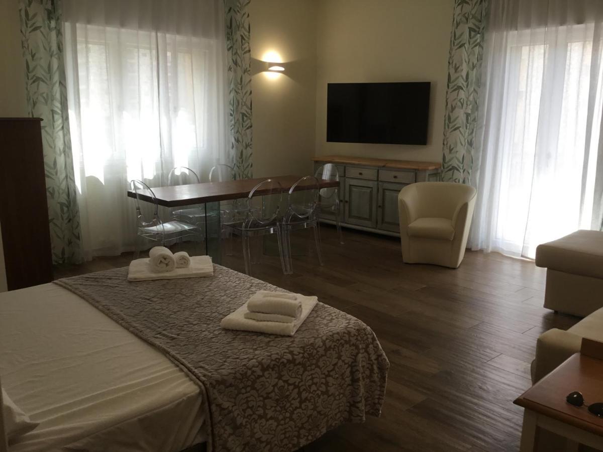 Cavaliere Suite & Rooms Matera Buitenkant foto